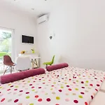 Candy Ap.-near Center,bus,beach+free Parking Place *