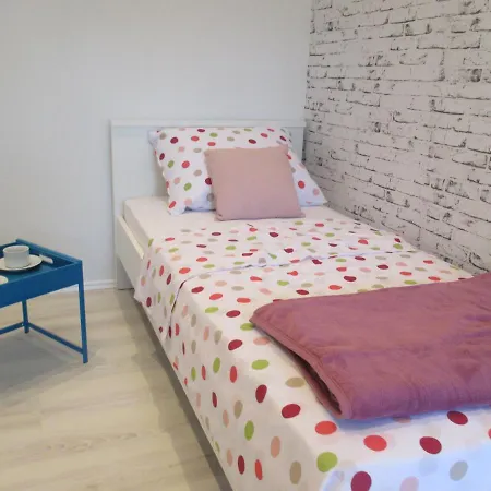 Candy Ap.-near Center,bus,beach+free Parking Place Appartement